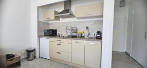 Magnifique studio Juan les pins-plage à pied