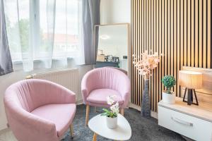 Cozy studio at residential area