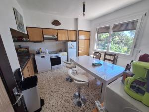 Maisons de vacances Les muriers - Etage complet d'une grande maison avec jardin : photos des chambres