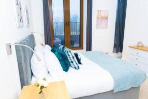 St Albans Train Stati-High Street-Business-Leisure