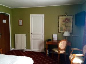 Hotels Hotel de Normandie : photos des chambres