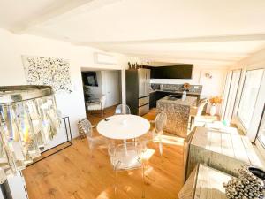 Campings Chalet, Oasis et vue mer,proxi circuit Paul Ricard : photos des chambres