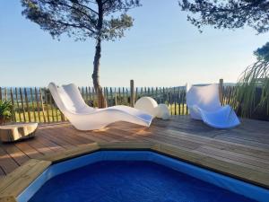 Chalet, Oasis et vue mer,proxi circuit Paul Ricard