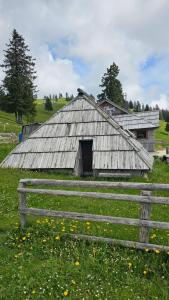 Koča NA PIRČOV - Gojška planina