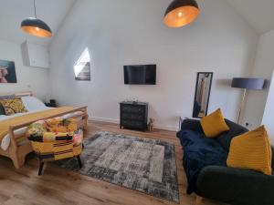 Blundens Holiday Lets - Ffos Las