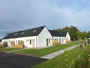 Mälarhusen Semesterby Österlen - Stugor & Gårdssviter