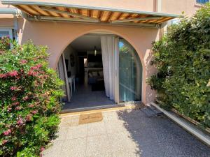 Appartements Studio cabine renove a 250m de l'etang de Thau avec jardinet et parking prive - FR-1-604-3 : Studio