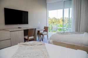 New 4 BR penthouse at playa Bonita with Jacuzzi