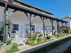 Hajnalka vendégház - Csepreg