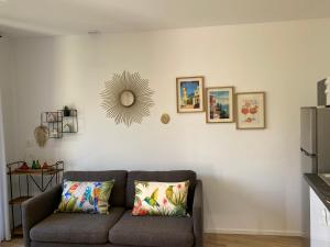 Appartements Un coin de paradis avec vue Mer et jardin : photos des chambres