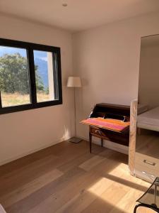 Villas Maison moderne avec vue imprenable - 5min du lac : photos des chambres