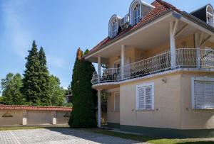 Bella Villa Apartmanház