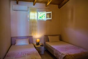 Fanis seafront apartments