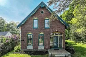 Belfast Victorian - Unity