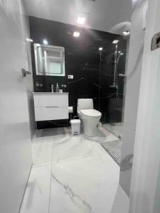 Bueno Paradise Condo In Marbella