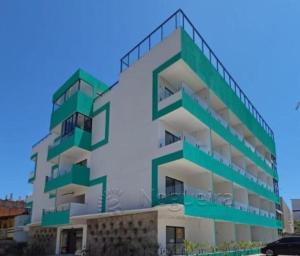 FLAT VARANDAS DO PORTO no Centro de Porto de Galinhas, Praia Principal e Vila Turística