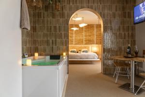 Love Room Suite Bali - Auray en Bretagne