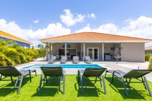 Villa Nisa - HOMEofEase - Villapark Fontein