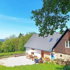 Chaloupka pod lípou - Markoušovice