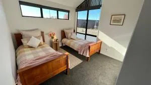 Luxury 2 Bedroom by St James Park - Harewood