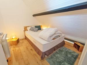 Appartements Le nid de Juliette, T3 duplex, parking, cave : photos des chambres