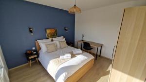 Lac Plage et Ville 95 m2 a 100m du lac, 3 chambres, parking