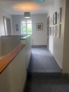 Apartment at Bowes Cafe