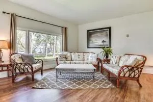 Lakeside Litchfield Home with Patio and Gas Grill! - Paynesville