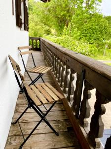 Belisima Apartments I Ferienwohnungen Fischbachau - Breitenstein I Region Schliersee I Historisch & Cozy mit Bergblick I 2 Schlafzimmer I Waschmaschine I Parkplatz I Nähe Supermarkt