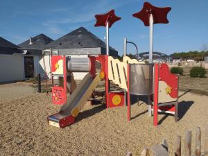 Campings Camping 4 etoiles Piscines et Plage 3 chambres 6 pers - Mallet : photos des chambres