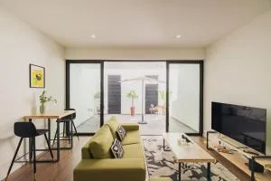 Island Bliss - Ponta Delgada