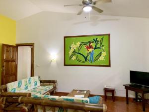 Cozy 2BR EcoCondo 3 w Free Security WiFi