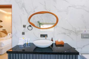 Villa Surya, Luxurious 2BR private villa in Canggu quiet parts