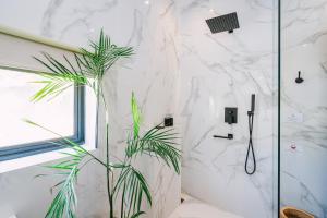 Villa Surya, Luxurious 2BR private villa in Canggu quiet parts