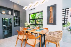 Villa Surya - Luxurious 2BR Private Villa in Quiet Area of Canggu