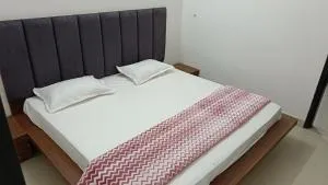 Hotel Home Away Haven - Jīnd