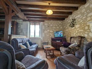 Gîte familial 12 pers. proche Valençay, ZooParc de Beauval et Châteaux de la Loire, parc arboré et jeux - FR-1-591-113