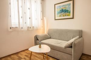 Apartments with parking spaces Baska, Krk - 19512