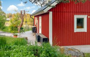 Nice Home In Åkersberga With Wifi