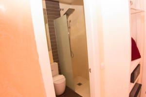 Standard Double Room with City View room in Hostal Palacio Madrid