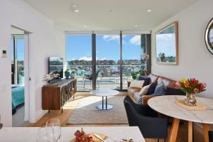 Williamstown Apartment Balcony, Parking & Views
