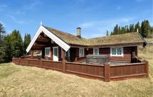 Beautiful Home In Øyer With Wifi - Koppang