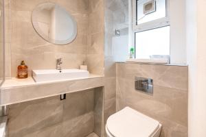 Central Studio with private garden, 2min Tube