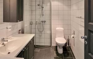 2 Bedroom Stunning Home In Geilo
