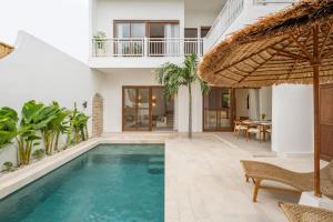 Villa Milos - Tropical 4BD Villa - 90 Seconds To The Beach