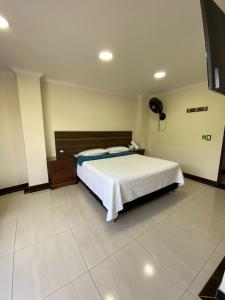 Hotel santa fe plaza sucursal HBP