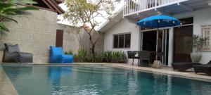 3BR seminyak entire villa with big pool near 66 beach