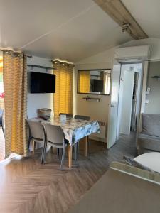 Campings Mobilhome La Carabasse Vias Plage : photos des chambres