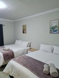 Lukhanyo Guest House - Doornfontein