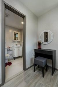 A1 The Title Nayang Стильная квартира